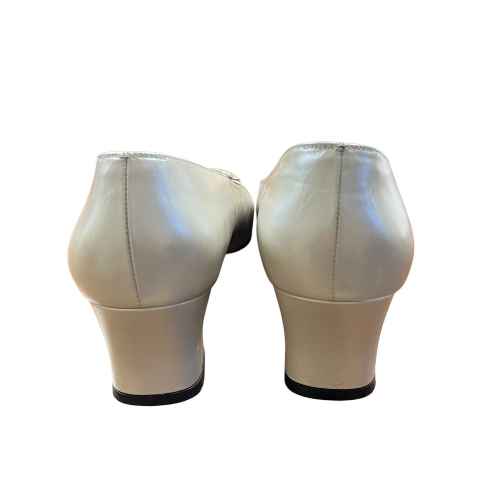 Vintage SALVATORE FERRAGAMO Logo Gancini Low Heels 9B Shoes Leather Vintage Chic - Picture 6 of 11